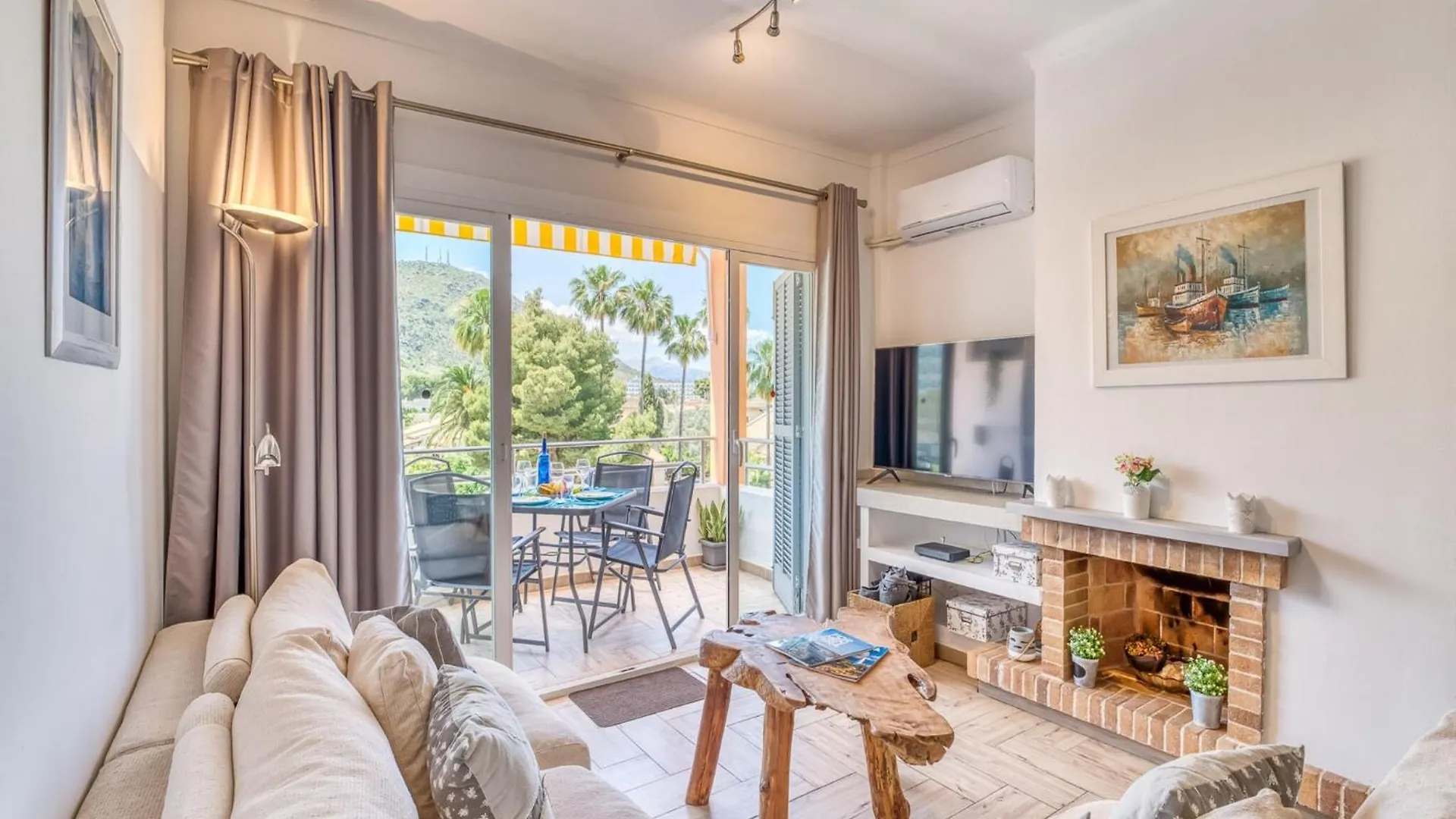 Apartment With Mountain And Lake View 阿尔库迪亚 0*,