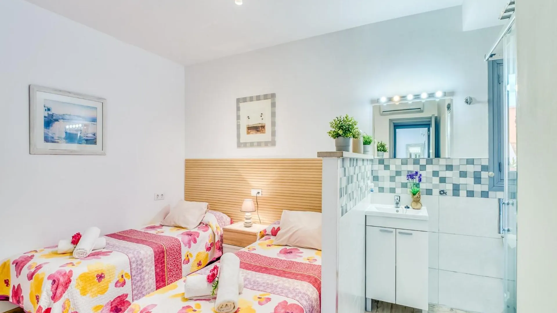 Apartment With Mountain And Lake View Alcúdia